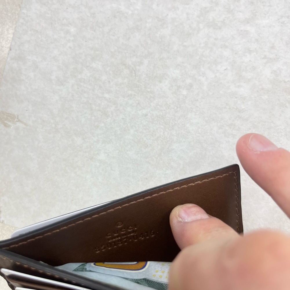 Like NEW and authentic Gucci Brown GG Embossed Leather Card Holder. Beautiful! - Picture 5 of 8